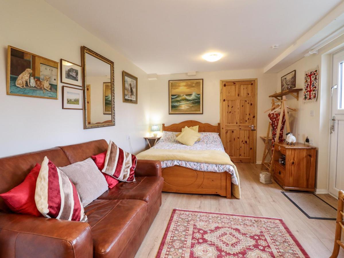Villa Westoe Hideaway Llangollen Exterior foto
