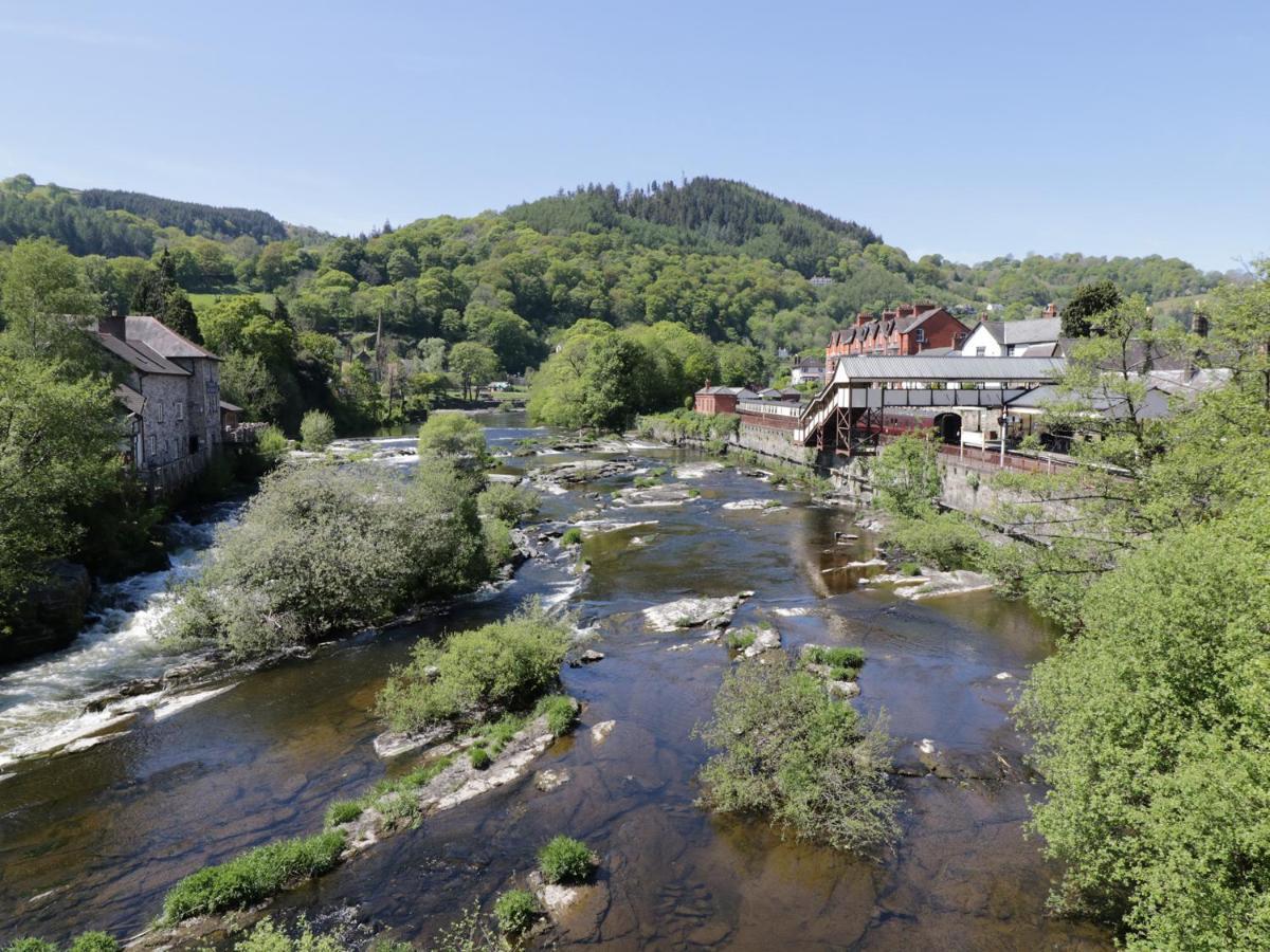 Villa Westoe Hideaway Llangollen Exterior foto
